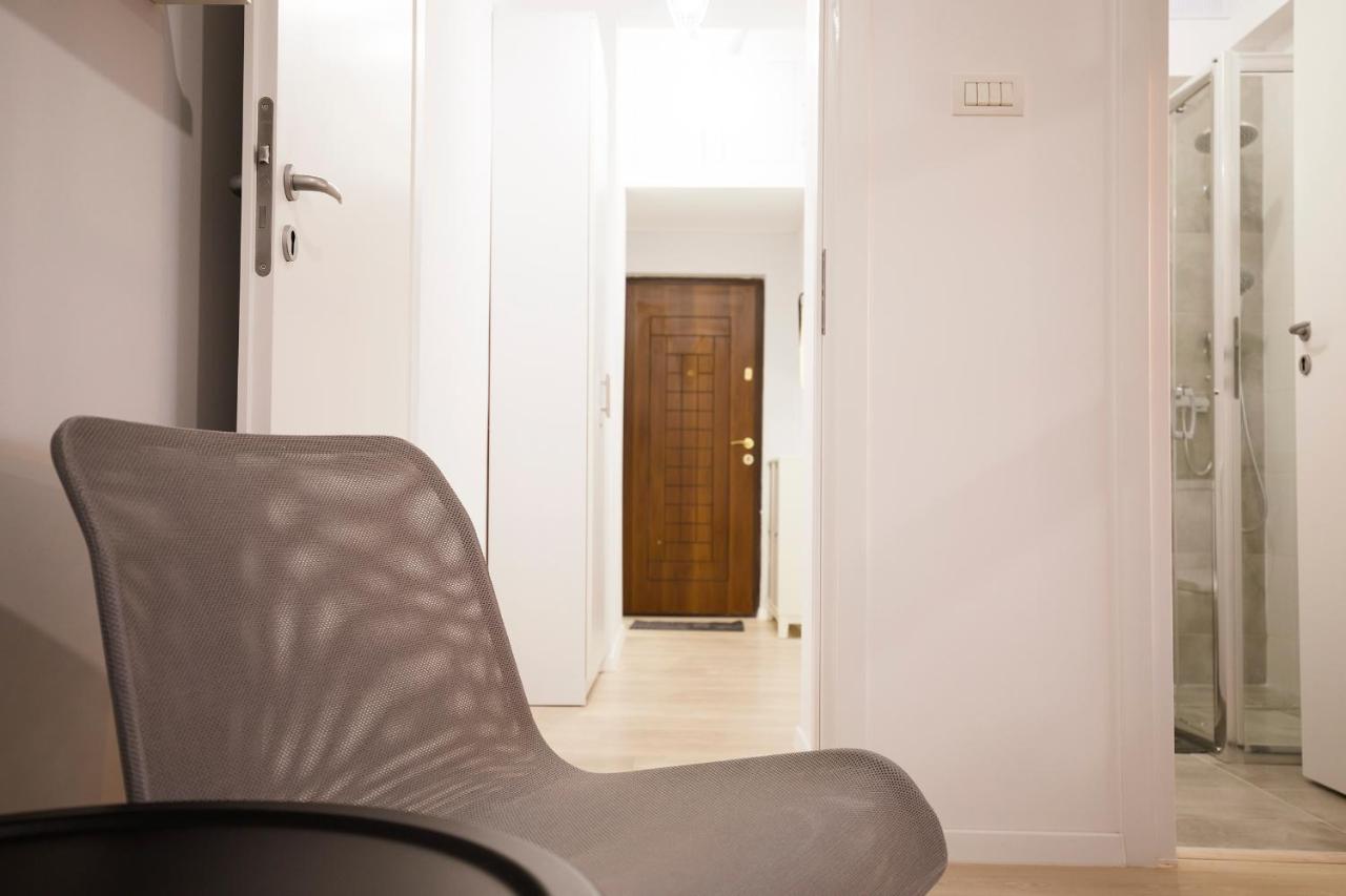 Ideal Studio Bucharest Exterior photo
