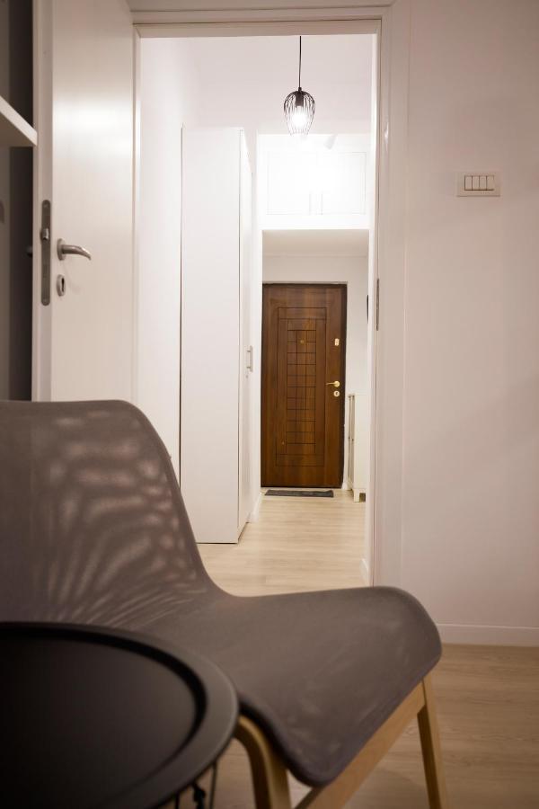 Ideal Studio Bucharest Exterior photo